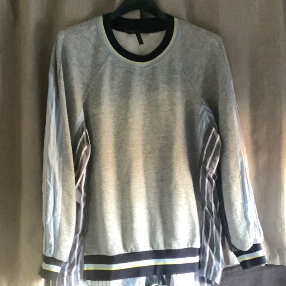 Bcbg Max Azria Long Sleeve Top S mixed medium Striped